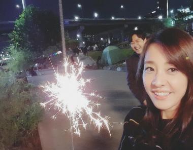 ‘달콤한 원수’ 박은혜, 이재우와 불꽃놀이 중? “셰프님 너무 신난거 아님?”