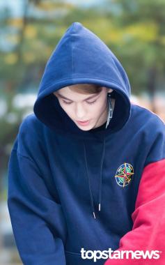 [HD포토] 세븐틴(SVT) 버논, ‘자로 재보고 싶은 그런 속눈썹’