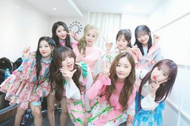 [근황] ‘뮤직뱅크’ 러블리즈(Lovelyz), ‘뮤뱅’으로 돌아온 럽순이들의 여신 미모