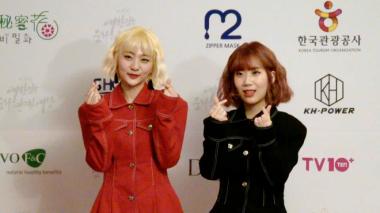 [HD영상] 볼빨간사춘기(Bolbbalgan4), 포토타임은 여전히 어색해요