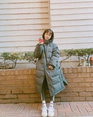 [근황] 레인보우 조현영, 추위 이기는 롱패딩 패션 “감기 조심하세요”