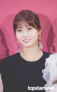 [HD포토] 트와이스(TWICE) 모모, ‘눈빛이 이렇게 아련한 이유는 무엇?’ (2017 멜론뮤직어워드)