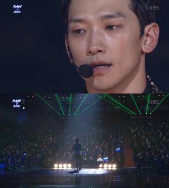 [리뷰] ‘RAIN IS BACK’ 비, 컴백쇼 성공…‘2030세대의 나훈아 등극’