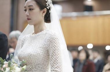 방송인 서현진, 순백의 웨딩드레스 입은 결혼식 사진 공개