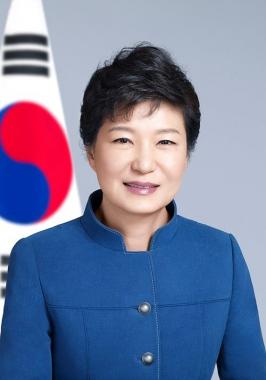 박근혜 ‘건강상 이유’로 불출석, 검찰 “방문조사 등 적절한 대안 고려 중”