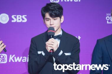 [UHD포토] 워너원(Wanna One) 옹성우, ‘넘사벽 분위기’ (2017 SBS 연예대상)