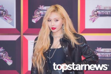 [UHD포토] 현아(HyunA), ‘손톱도 빨개요’ (2017KBS가요대축제)