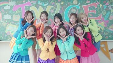 트와이스(TWICE), 일본 광고계 접수…오늘 밤 ‘엠스테’ 출격